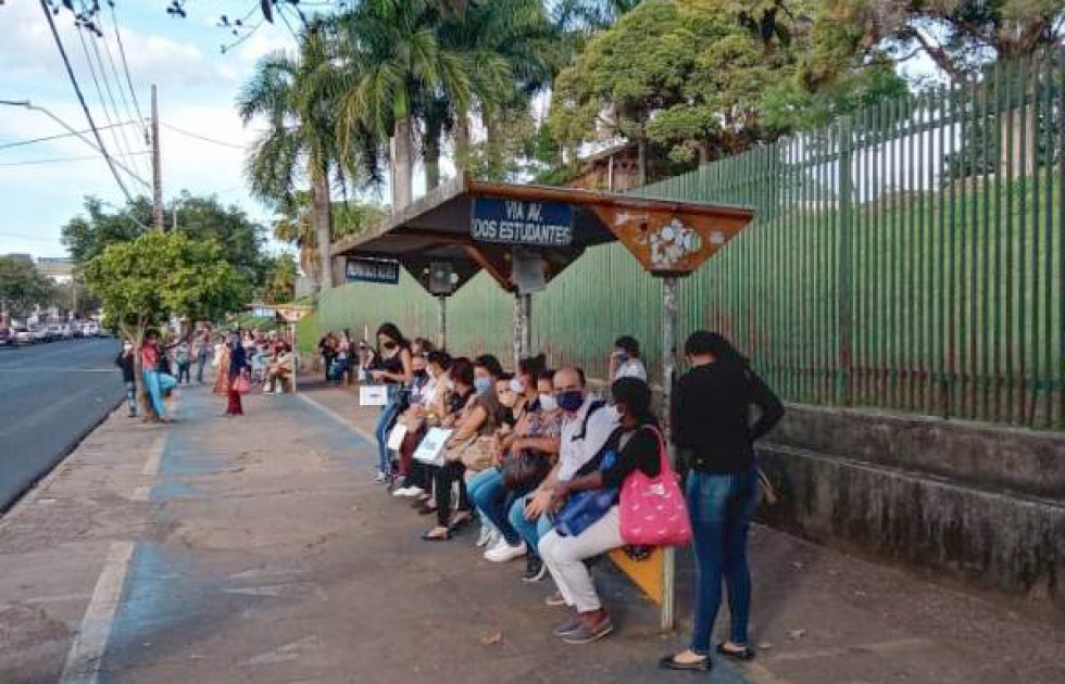 Ponto de ônibus em Londrina/Ibipora- Fotos e reprodução do vídeo: vereador Kleber Machado