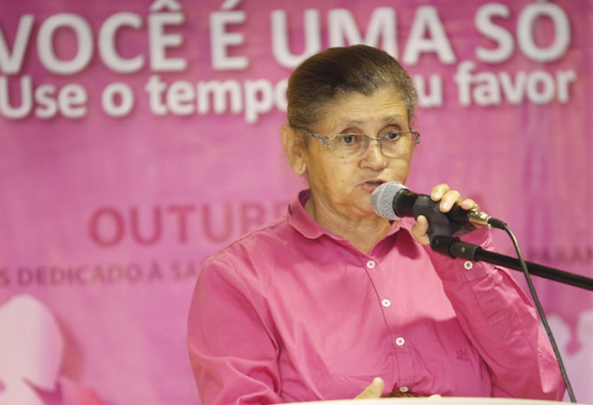 Esteve presente também a londrinense e conselheira Estadual de Saúde, Rosalina Batista - Foto Rogério Machado/SECS